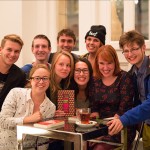 Ionica Smeets op de foto met wat wiskundeleraren in opleiding